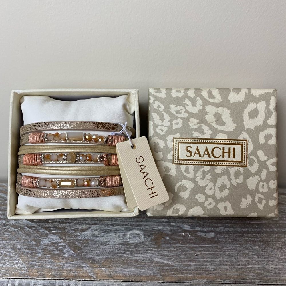Nib-saachi “NEE” Wrap Vegan Leather Glass Bead Bracelet (One Size)